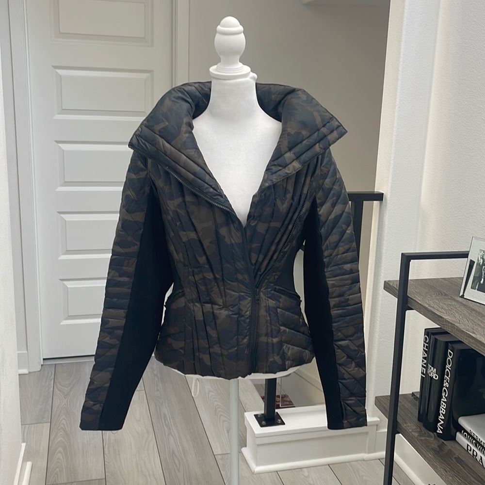 Camo Blanc Noir Jacket